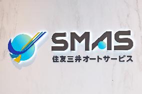 Sumitomo Mitsui Auto Service (SMAS) signboard and logo